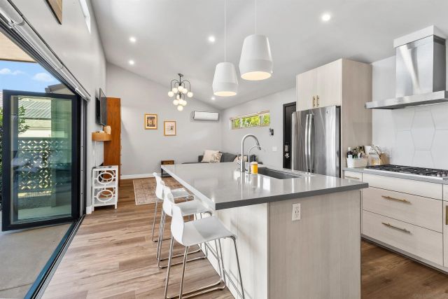 1041 Saint Albans 1, Encinitas, CA 92024