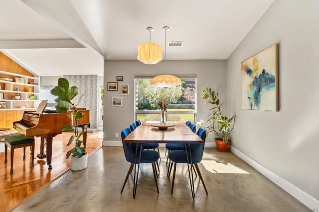 1041 Saint Albans 1, Encinitas, CA 92024