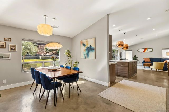 1041 Saint Albans 1, Encinitas, CA 92024