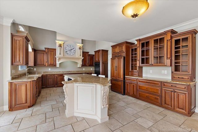 54245 Queensborough Drive, Shelby Twp, MI 48315