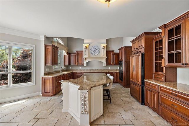 54245 Queensborough Drive, Shelby Twp, MI 48315