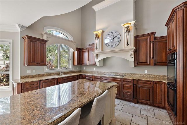 54245 Queensborough Drive, Shelby Twp, MI 48315