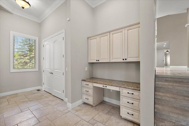 54245 Queensborough Drive, Shelby Twp, MI 48315