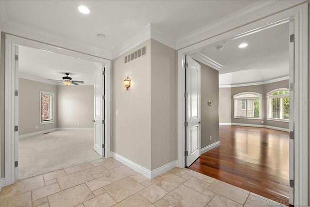54245 Queensborough Drive, Shelby Twp, MI 48315