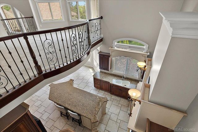 54245 Queensborough Drive, Shelby Twp, MI 48315