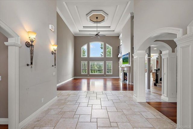54245 Queensborough Drive, Shelby Twp, MI 48315
