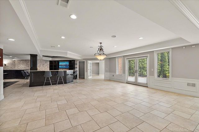 54245 Queensborough Drive, Shelby Twp, MI 48315