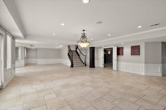 54245 Queensborough Drive, Shelby Twp, MI 48315