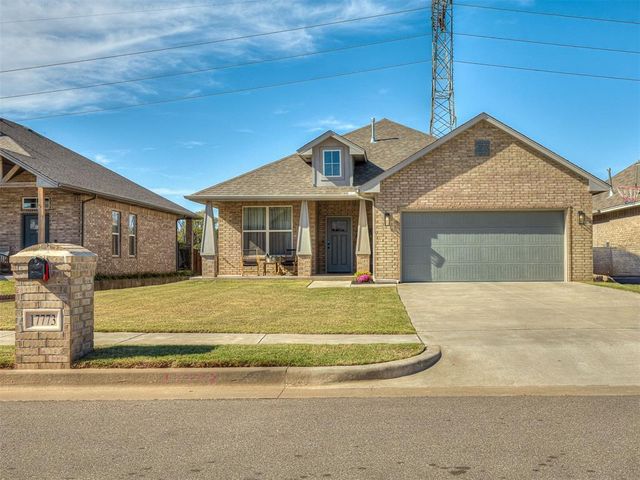 17773 Walnut Creek Road, Edmond, OK 73012