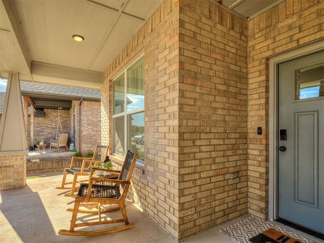 17773 Walnut Creek Road, Edmond, OK 73012