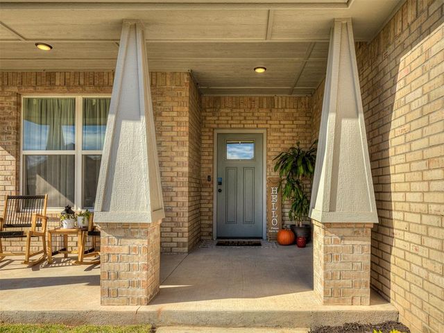 17773 Walnut Creek Road, Edmond, OK 73012