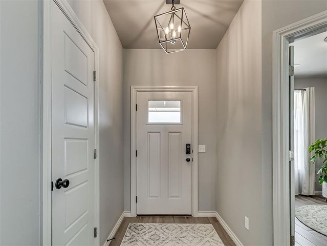 17773 Walnut Creek Road, Edmond, OK 73012