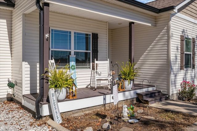 120 Pine Thicket Road, W, Mc Ewen, TN 37101