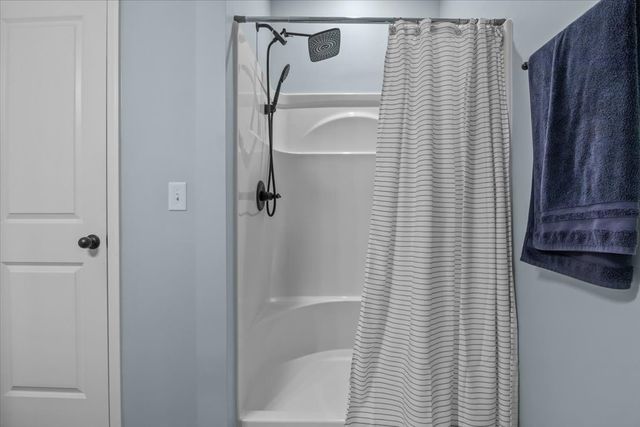 120 Pine Thicket Road, W, Mc Ewen, TN 37101