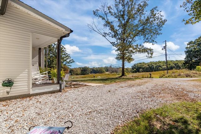 120 Pine Thicket Road, W, Mc Ewen, TN 37101