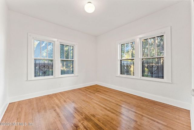 449 SUNSET Drive, Jacksonville, FL 32208