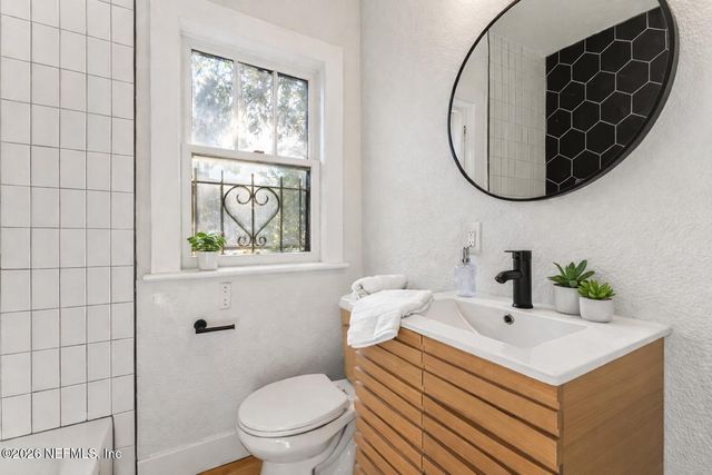 449 SUNSET Drive, Jacksonville, FL 32208