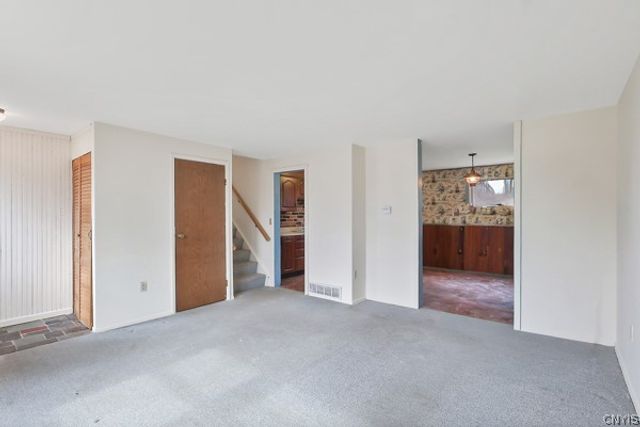 4999 Windgate Road, Clay, NY 13088