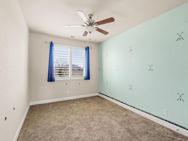 11584 N Via Venitzia Avenue, Fresno, CA 93730