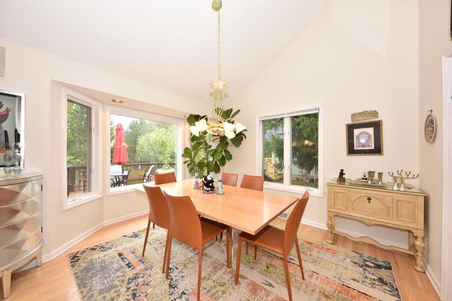 1521 W Eastbrook DRIVE, Mequon, WI 53092