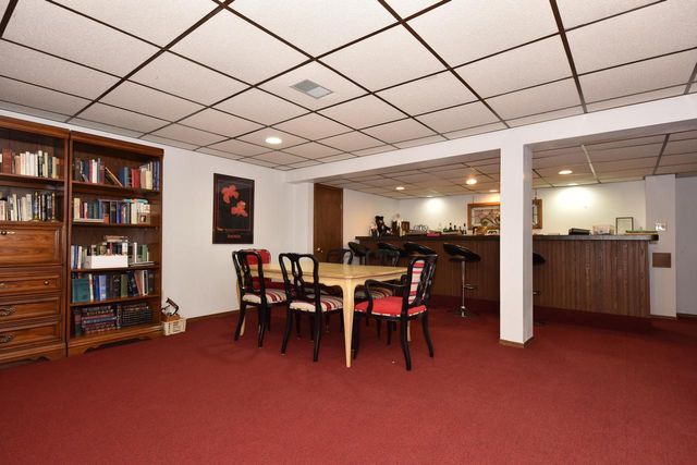 1521 W Eastbrook DRIVE, Mequon, WI 53092
