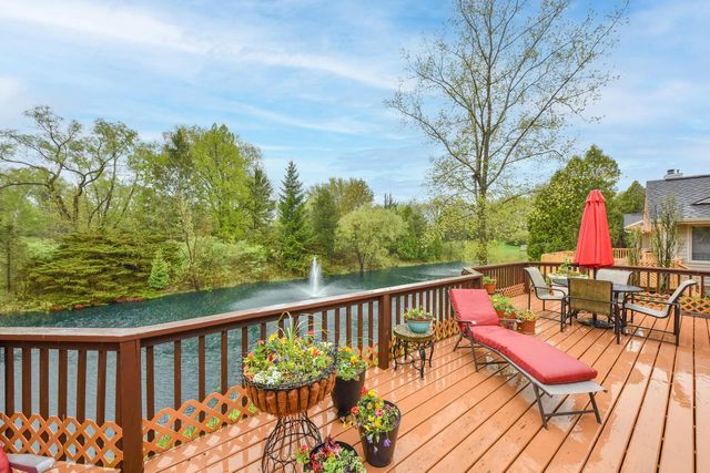 1521 W Eastbrook DRIVE, Mequon, WI 53092