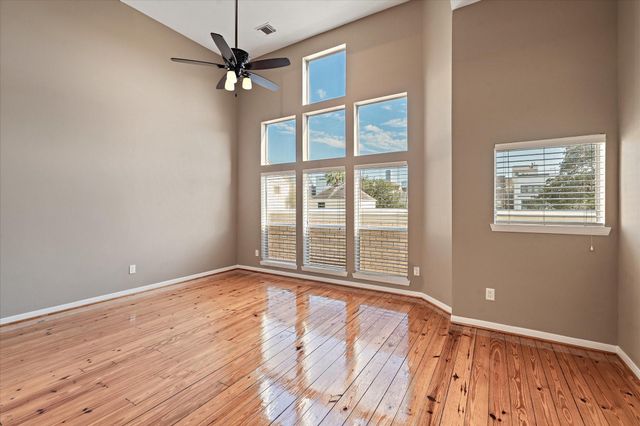 2922 Crawford Street, Houston, TX 77004