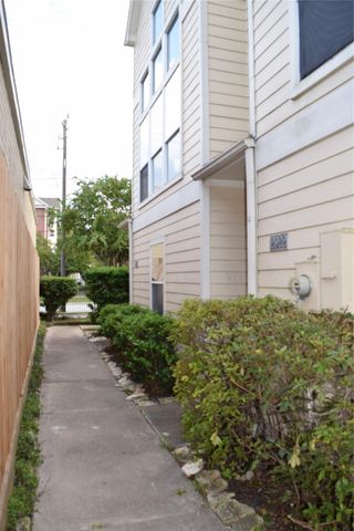 2922 Crawford Street, Houston, TX 77004