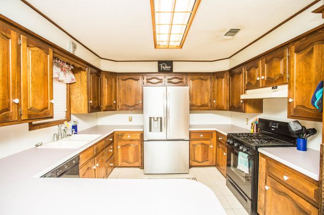 108 E 26th Street, Littlefield, TX 79339