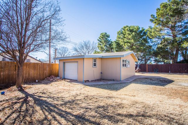 108 E 26th Street, Littlefield, TX 79339
