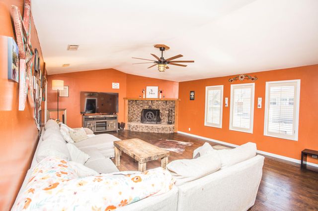 108 E 26th Street, Littlefield, TX 79339