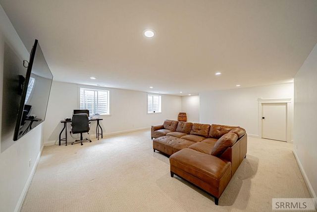 1960 N Mesa Canyon Drive, Idaho Falls, ID 83401