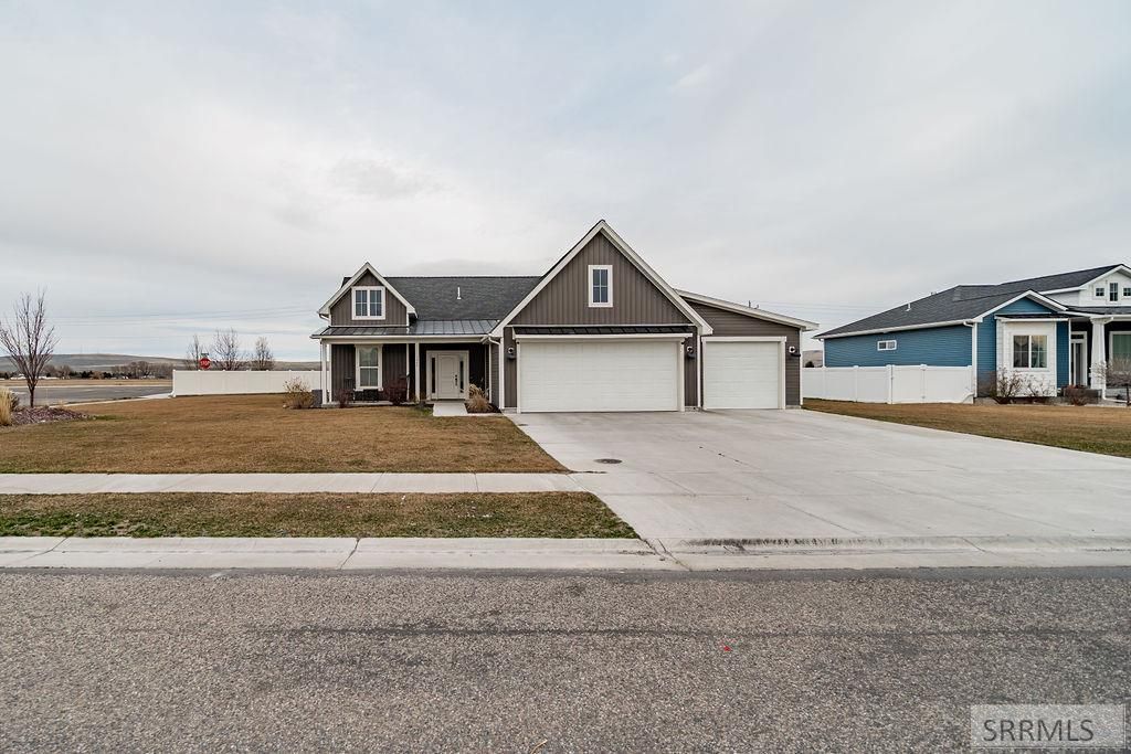 Image 1 of property listing at 1960 N Mesa Canyon Drive, Idaho Falls, ID 83401