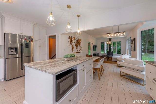 297 Oscaleta Road, Ridgefield, CT 06877