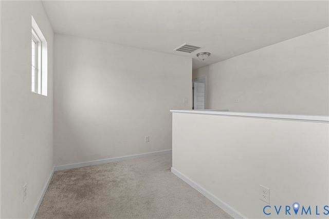 52 Sovereign Cir, Aylett, VA 23009