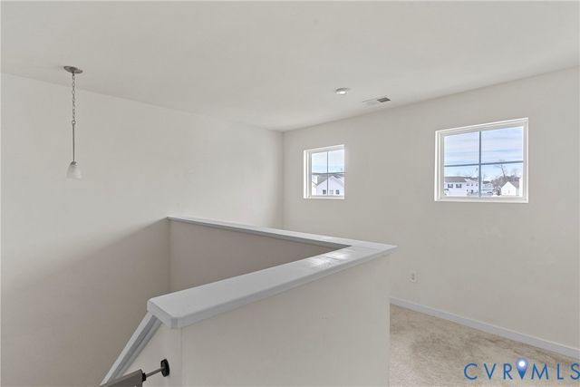 52 Sovereign Cir, Aylett, VA 23009