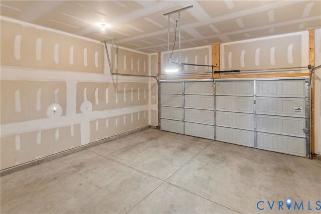 52 Sovereign Cir, Aylett, VA 23009