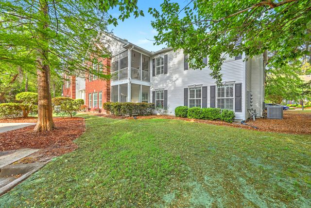 125 Golfview Lane, Summerville, SC 29485