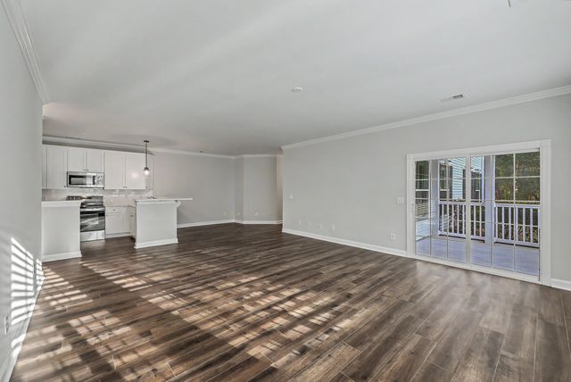 125 Golfview Lane, Summerville, SC 29485