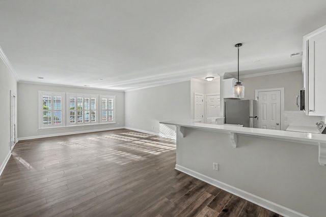 125 Golfview Lane, Summerville, SC 29485