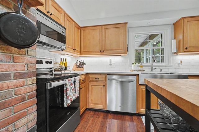 296 Willson Avenue, Tallmadge, OH 44278