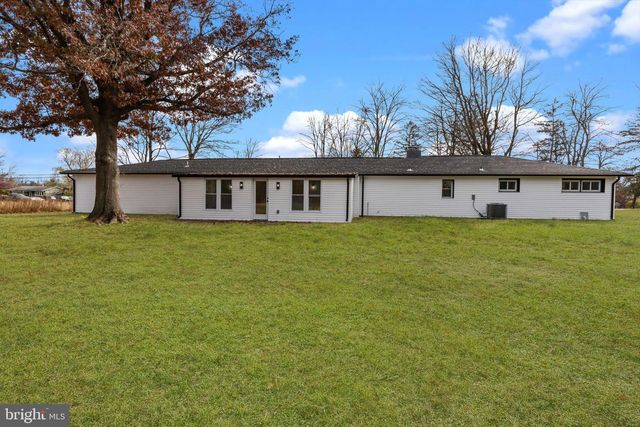 333 FAIRHILL RD, Hatfield, PA 19440