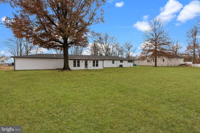 333 FAIRHILL RD, Hatfield, PA 19440