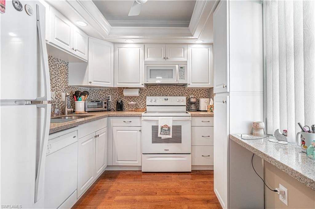 1700 Pine Valley DR 319, FORT MYERS, FL 33907 — photo 2