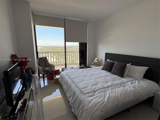 2000 Island Boulevard 1603, Aventura, FL 33160