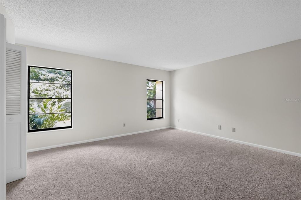 Image 18 of property listing at 4015 DELLBROOK DRIVE, Tampa, FL 33624