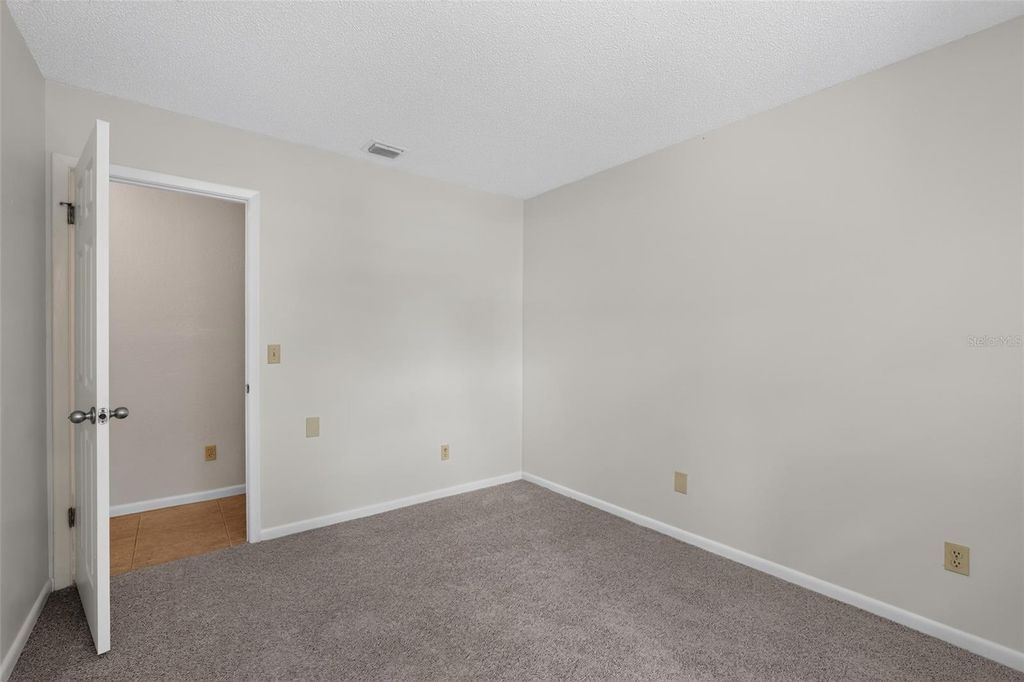Image 22 of property listing at 4015 DELLBROOK DRIVE, Tampa, FL 33624