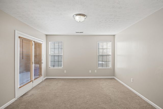 2580 Sun Seeker Court, Lexington, KY 40503