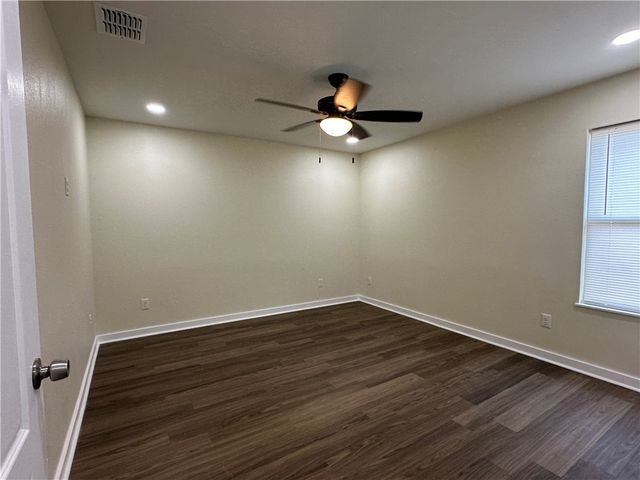 923 Craig St A, Corpus Christi, TX 78404