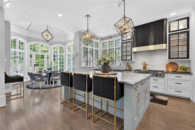 3510 Knollwood Drive NW, Atlanta, GA 30305